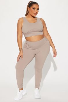 Available In Taupe And Orange. Sports Bra Sleeveless Scoop Neck Padded Under Bust Piping Ribbed Knit Back Low Impact 75% Nylon 25% Spandex Imported | Angela Sports Bra in Taupe size XL by Fashion Nova Taupe Fashion, Men Jeans Pants, Jumpsuit Men, Active Leggings, Wide Waistband, Matching Dresses, High Waisted Leggings, Active Wear For Women, Cobalt Blue