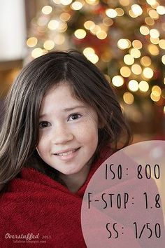 How to achieve Christmas Light bokeh in the background of a portrait by lalakme, via Flickr Christmas Light Photography, Props Photography, Dslr Photography Tips, Baby Fotografie, Photography Settings, Outdoor Portrait, Christmas Portraits, Holiday Photography, Photography Help