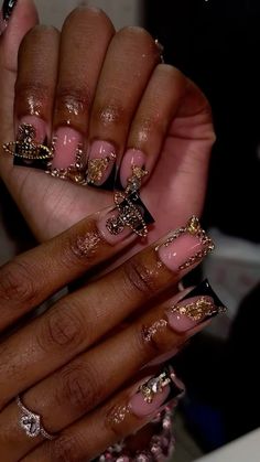 Short Junk Nail Designs Acrylic, Short Gold Acrylic Nails, Hoco Nails Short, Short Prom Nails, Black And Gold Nail Designs, Quartz Nails, Rich Rich, Acrylic Toe Nails, Black Acrylic Nails