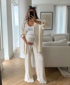 Classy Maternity Outfits, Maternity Fits