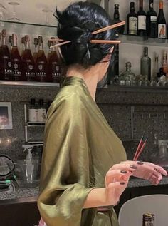 Shotting Photo, Modern Disney, Rich Girl, Chopsticks, Aesthetic Photo, Aesthetic Girl, Hair Goals, Hair Inspo, Aesthetic Pictures