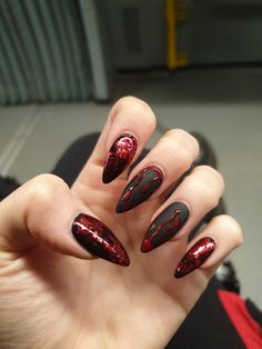 Cute Vampire Nails, Black Nails With Blood Drip, Black Blood Nails, Halloween Glam Nails, Astarion Nails, Blood Drop Nails, Asexual Nails, Pentagram Nails, Blood Nail Art