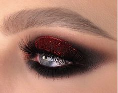 Red Glitter Makeup, Red And Black Eye Makeup, Black And Red Makeup, Prom Makeup For Brown Eyes, Red Makeup Looks, Goth Eye Makeup, Dark Makeup Looks, Black Eye Makeup, Red Eye Makeup