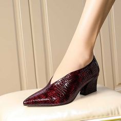 Introducing our Exotic Alligator Block Heel Slip-On Loafers, the perfect combination of luxury and comfort. Crafted with the finest cow leather, these loafers are designed to make a statement wherever you go. 
 
 Featuring a pointed toe shape and a high heel height of 5cm-8cm, these loafers are sure to elongate your legs and add a touch of elegance to any outfit. The solid pattern adds a timeless appeal, making these loafers a versatile choice for both casual and formal occasions. 
 
 Not only d Fall Pointed Toe Loafers With Red Sole, Pointed Toe Loafers With Red Sole For Work, Red Sole Pointed Toe Loafers For Work, Pointed Toe Leather Shoes With Red Sole For Work, Leather Shoes With Red Sole For Workwear, Workwear Leather Shoes With Red Sole And Pointed Toe, Pointed Toe Loafers With Red Sole For Office, Leather Heels With Crocodile Pattern For Work, Elegant Pointed Toe Loafers With Red Sole