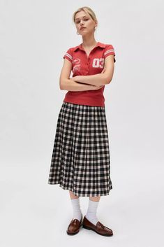 Urban Renewal Vintage Plaid Pleated Midi Skirt | Urban Outfitters Urban Renewal, Women Men Shoes, Vintage Plaid, Pleated Midi Skirt, Plaid Skirts, Vintage Fabrics, Black Fits, Plaid Pattern, Classic Looks