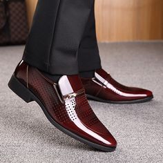 Mens Loafers Casual, Patent Leather Dress, Male Shoes, Men Shoes Formal, Casual Formal Dresses, Vintage Man, Suit Shoes, Business Shoes, Leather Dress Shoes