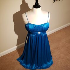 Morgan &Co Nice Color Dress New Size Small Junior . Blue Empire Waist Party Dress, Blue Empire Waist Dress For Formal Occasions, Blue Empire Waist Formal Dress, Thrift Board, 2000s Outfit, Morgan Dress, Preformance Outfits, Random Aesthetic, Aesthetic Board