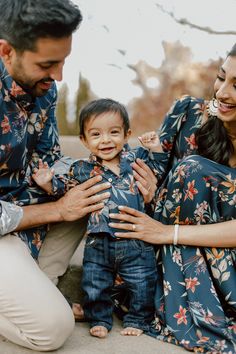 Family Matching Outfits Indian, Indian Outfits Modern, Navy And Blush, Kids Kurta, Mommy And Me Outfits, Indian Attire, Nyc Fashion, Matching Family Outfits, Navy Floral