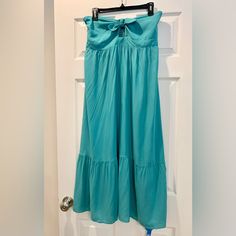 Cupshe Bandeau Top Strapless Sundress. Has Smocked Backing And Zippered Side. Teal In Color. Nwt. No Stains Or Tears. Teal Sundress, Cupshe Dress, Blue Halter Dress, Strapless Sundress, Top Strapless, Strapless Floral Dress, Tie Waist Dress, Smocked Dress, Dress Zipper