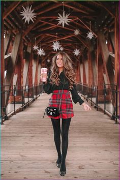 Christmas Skirt Outfit, Christmas Plaid Outfit, Christmas Outfits Dressy, Winter Christmas Outfits, Christmas Fashion Outfits, Family Christmas Outfits, Southern Curls And Pearls, Cute Christmas Outfits, Xmas Outfits