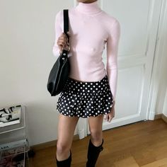 Dots Outfit, Lit Outfits, Spring Summer Outfits, Fall Winter Outfits, Fashion Killa, Pink Sweater, Autumn Winter Fashion, Fashion Inspo Outfits, Dress To Impress