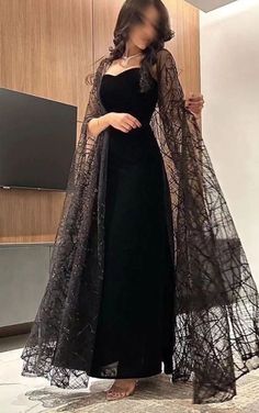 Prom Theme, Gaun Fashion, Desi Fashion Casual, Pakistani Fancy Dresses, Modest Dresses Casual, Fancy Dresses Long, Mode Abaya, Elegant Outfits, Elegant Dresses Classy