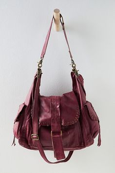 Pretty Purses, Fashion Goals, Red Bag, Bohemian Fashion, Distressed Leather, Cute Bags