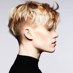 Hairstyles 2023 Short Hair, Punk Pixie Haircut, Short Hairstyles 2023, Brunette Shades, Easy Short Hairstyles, Buzzed Hair Women, Short Punk Hair, Medium Length Haircuts