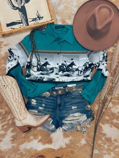 The details on this button up are to die for! Has two pockets on top This top is running oversized 75% Cotton 21% Polyester 4% Spandex Model is wearing a small and is a 6/8 and 5'8" Recommended Sizing: Small - 2/4/6 Medium - 8/10 Large - 12/14 Cowgirl Shirts Westerns, Athena Lee, Rodeo Mom, Liberty Black Boots, Nashville Outfit, Country Clothes, Western Summer, Barn Living, Western Clothes