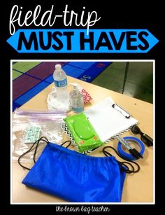 the contents of a travel bag sitting on top of a table with text overlay that reads field trip must haves