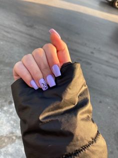 Nails Design With A Letter, Letter N Nail Design, Nails With An N Initial, Nails With The Letter N On Them, Nails With Letter N Initial, Purple Nails Acrylic With Initial, White N Purple Nails, Nails With Hidden Initials Acrylic, Letter N Nails