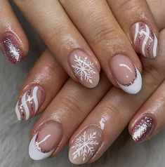 40 Short Christmas Nail Ideas for an Elegant Look 105 40 Short Christmas Nail Ideas for an Elegant Look Cute Christmas Nails Simple Short Almond, Festive Nail Inspiration, Christmas Nails Cute Designs, Short Nails Ideas Holiday, Holiday Acrylic Nails Christmas, Nails Design Christmas Simple, Fashion Nails Christmas, Christmas Acrylic Short Nails, Christmas Nail For Short Nails