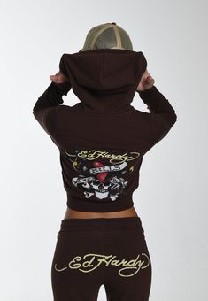 Womens Lks Graphic Cropped Zip Thru Hoodie - Brown – Ed Hardy UK Ed Hardy Aesthetic Outfits, Ed Hardy Sweatsuit, Ed Hardy Set, Ed Hardy Tracksuit, Black Sweats Outfit, Ed Hardy Outfit, Ed Hardy Y2k, Mid Top Sneakers, Women's Headwear