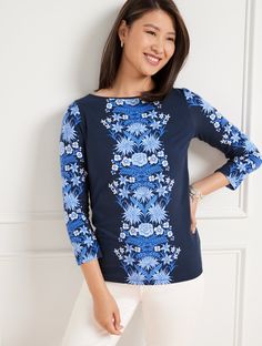 Our three-quarter sleeve bateau tee crafted from lightweight cotton with a hint of stretch. Unbelievably soft and irresistibly comfortable. In a beautiful vertical flowers print. Features Tee Shirt Three-Quarter Sleeve Hits At Hip Bateau Neck Straight hem Imported Fit: Misses: 25"; Petite: 24"; Plus: 27"; Plus Petite: 25 1/2" Material: 95% Cotton, 5% Spandex Care: Machine Wash Cold; Only Non-Chlorine Bleach When Needed; Turn Garment Inside Out; Tumble Dry Low; Warm Iron, If Needed | Bateau Neck Long Quilted Coat, Petite Clothing, Bateau Neck, Fringe Jacket, Flowers Print, Classic Style Women, Boyfriend Shirt, Collar Sweater, Half Zip Pullover