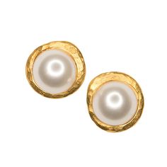 Pearl Button Earring Luxury Pierced Pearl Earrings, Luxury Pearl Pierced Earrings, Luxury Cabochon Pearl Earrings For Formal Occasions, Luxury Pearl Embellished Earrings For Women, Luxury Gold Pearl Earrings, Luxury Modern Pearl Earrings, Luxury Gold Tarnish-resistant Pearl Earrings, Luxury Traditional Pearl Earrings, Luxury Classic Pearl Earrings