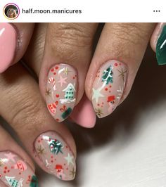 Snow Globe Nails, Festive Nail Designs, Sweater Nails, Instagram Help, Festival Nails, Xmas Nails, Dream Nails, The Grinch