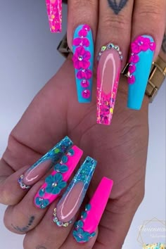 Summer Nails Designs 2023, Beach Nails Art, Mail Designs, Summer Nails Designs, 2023 Beach, Beach Nail, Stylish Nails Designs, Nails Design With Rhinestones, Cute Acrylic Nail Designs