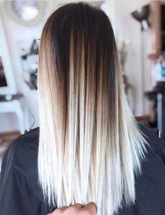 Brown To Blonde Hair, White Ombre Hair, Blond Beige, Medium Hair Color, Brown Ombre Hair, Hair Blond, Blonde Hair Color Ideas, Long Hair Color