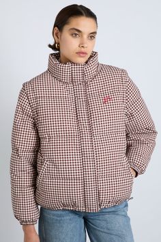 Prepare for autumn with our Jennifer check puffer, featuring removable sleeves and made using recycled polyester. • Detachable sleeves• Zip front fastening• Popper-down placket• DM embroidery on left chest• Internal pocket• New, improved fabrication• Oversized• Shell 100% Recycled Polyamide, Wadding 100% Polyester, Lining 100% Recycled Polyester• Designed in London MODEL INFO:Model is 5'10.5 and is wearing a UK 10.