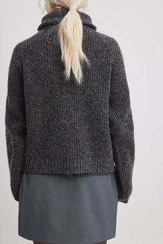 This sweater features a slightly oversized fit and a soft knit. It has a front zipper down the chest and ribbed trims at the cuffs and at the bottom hem. This product can be worn in multiple ways. Luxury Half-zip Sweater With Ribbed Cuffs, Sweater Grey, Future Fashion, Zip Sweater, Na Kd, Soft Knits, Grey Sweater, Front Zipper, Women Empowerment