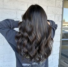 Brown Hair Inspo, Hair Flow, Birthday Hair, Hair Appointment, Hair Dye Colors, Hair Colour, Brunette Hair, Hair Waves, Milk Chocolate