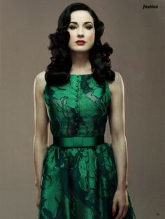 Ms. DVT...Dita Von Teese Dita Von Teese Style, Dita Von Tease, Vintage Green Dress, Fancy Stuff, Pin Up Vintage, Estilo Pin Up, 2022 Style, Christina Perri, Woman Dresses