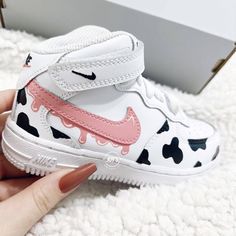 Exactly as shown in the pictures. Made in USA. Authentic Air Force 1 Sneakers. Fully Hand Painted. Applied Special Acrylic Paint for Shoes and Finisher for more Durability. Costume Shoes Ideas, Nike Costume, Paint For Shoes, Custom Forces, Nike Rosa, Cow Prints, Air Force 1 Sneakers, Baby Nike