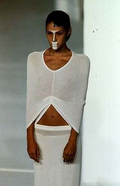 Photo de victorismaelsoto sur flickr · · · Explore victorismaelsoto's photos on Flickr. victorismaelsoto has uploaded 2640 photos to Flickr. Basic Knitting, Hussein Chalayan, Mode Tips, Futuristic Fashion, Yohji Yamamoto, Donna Karan, Helmut Lang, Jean Paul Gaultier