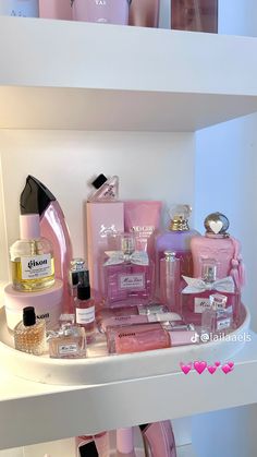 Pink Perfume Aesthetic, Kate Spade Perfume, Makeup Beauty Room, Perfume Organization, Sephora Skin Care, Soft Pink Theme, Pink Lifestyle, Body Hygiene, Perfume Collection Fragrance