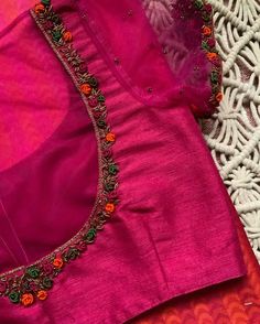 Pink Blouse Designs, Blouse Maggam Work, Netted Blouse Designs, Blouse Designs High Neck, Brocade Saree, Maggam Work Blouse, Best Blouse Designs