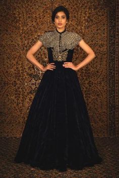 Shop for Nikita Vishakha Blue Velvet Tareefa Gown With Mesh Cape for Women Online at Aza Fashions Gown With Cape, Black Anarkali, Satin Silk Dress, Cape For Women, Velvet Cape, Gown For Women, Velvet Gown, Embellished Gown, Blue Gown