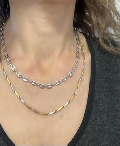 Modern and stylish chain necklacet, silver steel chain with unique flat oval (theta Θ) links Perfect for layering or wearing alone 40cm cm long (approx 15,7 inch), plus a 5 cm ext (1,96 inch) You may find the silver and gold barell chain necklace here: https://www.etsy.com/listing/1262254572/set-gold-layered-chain-necklaces-gold?click_key=104a9784f7eddc050412a0cd9614940641fdc06e%3A1262254572&click_sum=f49dd473&ref=shop_home_active_42&frs=1 Stainless Steel Necklace With Cable Chain, Modern Link Chain Necklace For Layering, Modern Oval Link Chain Necklace For Layering, Modern Necklaces With Double Chain And Oval Link, Modern Necklace With Double Chain And Oval Link, Modern Chain Link Necklace For Layering, Modern Double Chain Necklace With Oval Links, Modern Oval Link Double Chain Necklace, Everyday Stainless Steel Chain Necklace