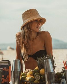 Meet your new favorite straw bucket hat. Maybe it’s a pool day or a night out, the Lenny Bucket will not let you down. Hand-woven from soft raffia straw, this quality piece is a must-have summer style. Beach Hats Outfit, Bucket Hat Street Style, Bucket Hat Aesthetic, Hat Outfits Summer, Bucket Hat Beach, Beach Bucket Hat, Bucket Hat Outfit, Aesthetic Shopping, Hat Outfits