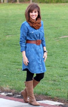 Boho Fashion Over 40, Cyndi Spivey, 40 Fashion Women, Blue Jean Dress, Fall Fashion Trends Women, Grace Beauty, Look Formal, Fashion For Women Over 40, Fashion Days