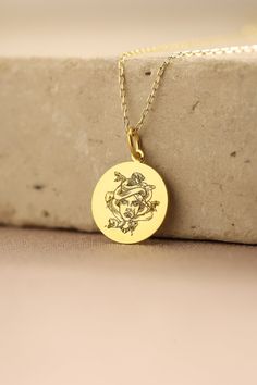 Gold Medusa Pendant - Medusa Gold Necklace ● Material of pendant: Solid Gold 14k ( REAL GOLD ) ● Metal Stamp: 14k ( REAL GOLD ) ● The pendant is available in 5 sizes: - 12,7 mm / 0.5 inches (Diameter) - 14,0 mm / 0,55 inches ( Diameter ) In the photos - 15,3 mm / 0.6 inches ( Diameter ) - 16,5 mm / 0,65 inches ( Diameter ) - 19,1 mm / 0,75 inches ( Diameter ) ( In the photos the size is 14mm / 0.55 inches Diameter ) ( Jump Ring inner diameter: 4 mm ) ● Material of chain: Solid gold 14k ( REAL GO Medusa Mythology, Medusa Necklace, Medusa Pendant, Necklace Personalized, Metal Stamping, Gold Style, Real Gold, Gold Pendant, 6 Inches