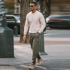 Green Cargo Pants Outfit, Cargo Pants Outfit Men, Mens Fall Outfits, Cargo Outfit, Pants Outfit Men, Mens Casual Outfits Summer, Cargo Pants Outfit, Stylish Men Casual, Fall Outfits Men