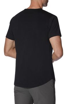 A curved hem enhances the fit of this versatile crewneck T-shirt made from a soft cotton blend. Crewneck Short sleeves 62% polyester, 33% cotton, 5% spandex Machine wash, dry flat Imported Moisture-wicking Comfortable Fit Short Sleeve T-shirt, Athleisure Go-dry Crew Neck T-shirt, Moisture-wicking Crew Neck T-shirt With Comfortable Fit, Go-dry Athletic Fit Crew Neck T-shirt, Casual Jersey Crew Neck Activewear, Athletic Fit Go-dry T-shirt With Crew Neck, Moisture-wicking Short Sleeve T-shirt With 4-way Stretch, Casual Jersey Shirt With Crew Neck, Casual Crew Neck Jersey Shirt