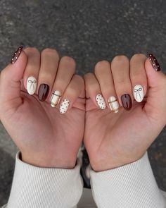 #fall #fallnails #fallinspo2024 #naildesign #nailsofinstagram #nailsoftheday #gelnails #gelpolish #gelnailpolish #gelnailcolors Gel X Application, Funky Christmas Nails, Modern Nail Designs, Mismatched Nails, Argyle Nails, Neutral Nail Designs, Creative Nail Art, Nail Glam, Painted Nail Art