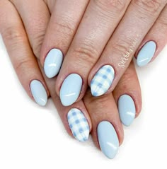 Nails Inspiration Checkered, Check Nails Designs, Checkered Nail Designs Short, Short Almond Nails Checkered, Fun Nail Designs Blue, Pink And Blue Checkered Nails, Short Nails Checkered, Baby Blue Checkered Nails, Light Blue Checkered Nails