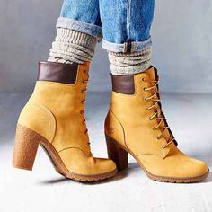 Timberland Heel Boots Outfit, Timberland Heel, Timberland Heel Boots, Feminine Boots, Timberland Heels, Boots And Jeans, Dope Style, Timberland Boots Outfit, Timberland Waterproof Boots