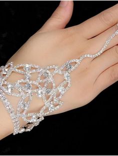 Women's Ring Bracelet / Slave bracelet Bracelet Geometrical Leaf Fashion Rhinestone Bracelet Jewelry Silver For Christmas Party Wedding Engagement Festival / Silver Plated 8903473 2022 – $9.99 Nail Finger, Leaf Fashion, Suit Length, Cheap Bracelets, Cheap Rings, Wedding Gloves, Wedding Party Jewelry, Engagement Party Wedding, Bracelet Online