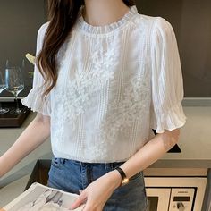 Shipping: Worldwide Express Shipping AvailableDelivery time: 🚚7-15Days Fast ShippingReturns: Fast refund,💯100% Money Back Guarantee.SPECIFICATIONSBrand Name: BONJEANStyle: SweetElasticity: Non StrechOrigin: Mainland ChinaCN: GuangdongSeason: SummerFabric Type: ChiffonMaterial: AcetateMaterial: PolyesterPattern Type: SolidFit Type: Regulai FitAge: MIDDLE AGEThickness: MidweightClothing Length: RegularDecoration: AppliquesShirts Type: Casual ShirtsDress Patterns: PulloverFabric content: 51% (inc Chiffon Lace Blouse, Chiffon Shirt Blouse, Shirt Dress Pattern, White Long Sleeves, New Party Dress, Sleeve Embroidery, Women White Blouse, Lace Chiffon, Blouse Short Sleeve