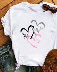 Heart Print Short Sleeve Casual T-shirt Summer Heart-shaped Letter Print T-shirt, White Heart-shaped T-shirt For Spring, Valentine's Day Graphic Print Short Sleeve T-shirt, Spring Heart Print Crew Neck T-shirt, White Heart Print T-shirt For Summer, White Short Sleeve Tops With Heart Print, Casual Tops With Valentine's Day Graphic Print, Casual Valentine's Day T-shirt With Heart Graphic, Casual Valentine's Day Top With Text Print