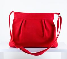 Red Purse Small Bag Pleated Bag Washable Bag Zipper by hippirhino Casual Sling Bag, Pleated Bag, Red Purse, Canvas Purse, Red Purses, Talent Management, Small Shops, Women Bags Fashion, Accessories Handmade